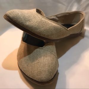 Toms: Julie Canvas Flats